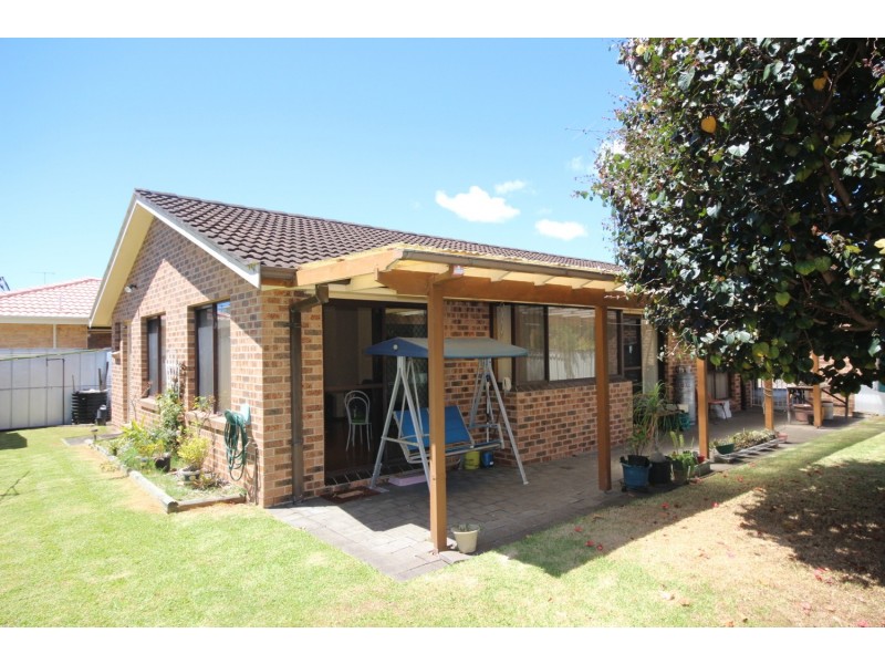 6 Huntly Close, Tuncurry NSW 2428