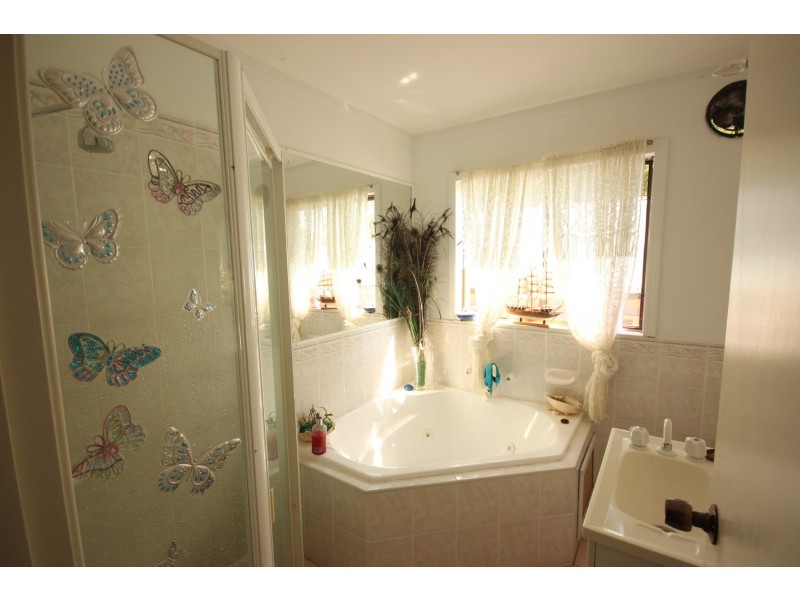 42 Macwood Drive, Smiths Lake NSW 2428