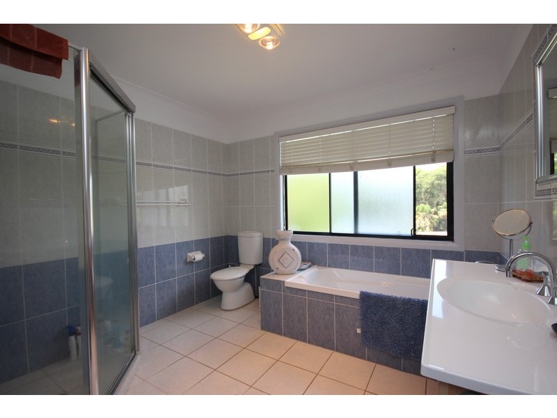 187 Kularoo Drive, Forster NSW 2428