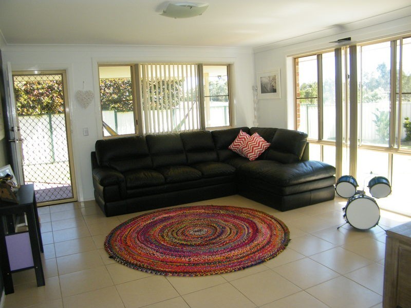 6 Arlington Place, Forster NSW 2428