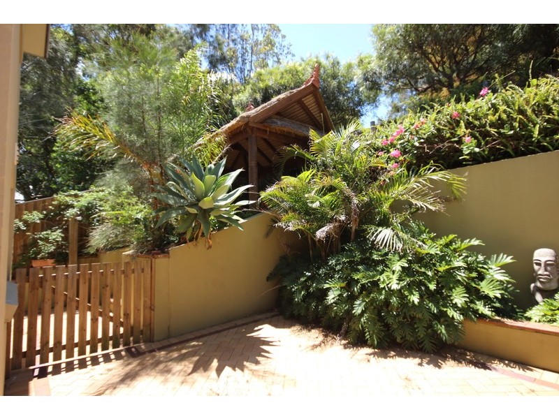 2/3 Michelle Crescent, Forster NSW 2428