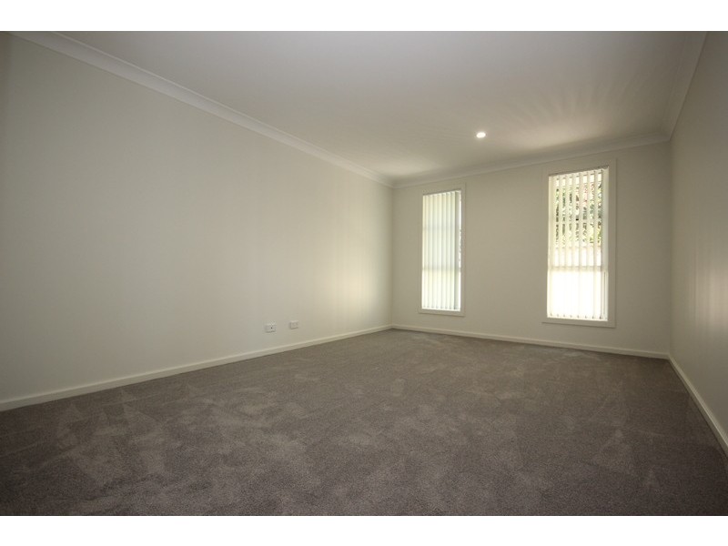 2/9 The Lakes Way, Forster NSW 2428