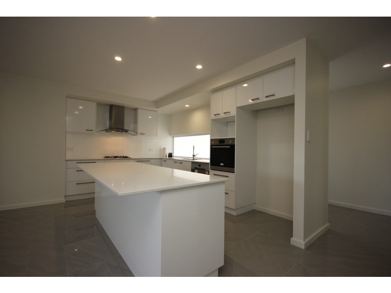 2/9 The Lakes Way, Forster NSW 2428