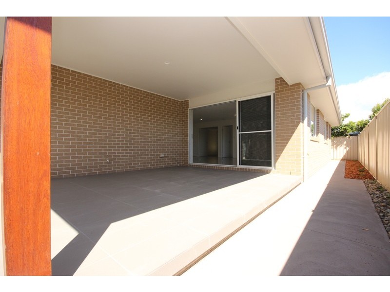 2/9 The Lakes Way, Forster NSW 2428