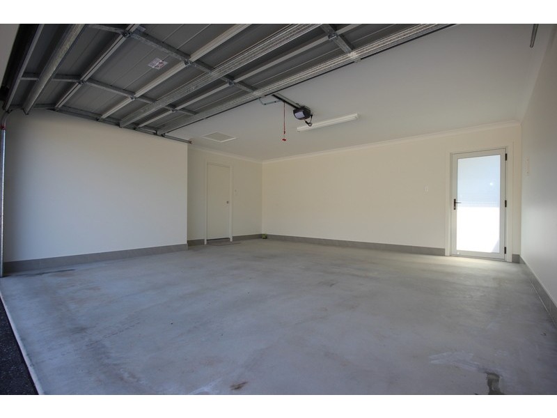 2/9 The Lakes Way, Forster NSW 2428