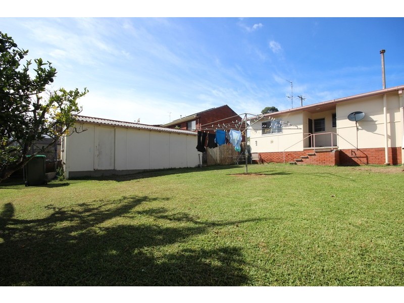 27  Strand Street, Forster NSW 2428