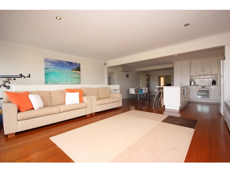 17 Lake Vista Crescent, Forster NSW 2428