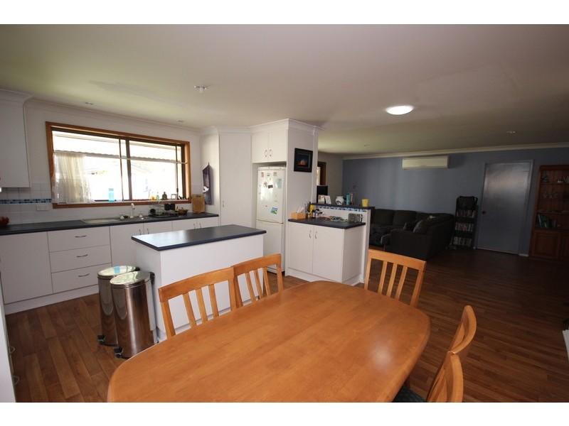 17 Blundell Avenue, Forster NSW 2428