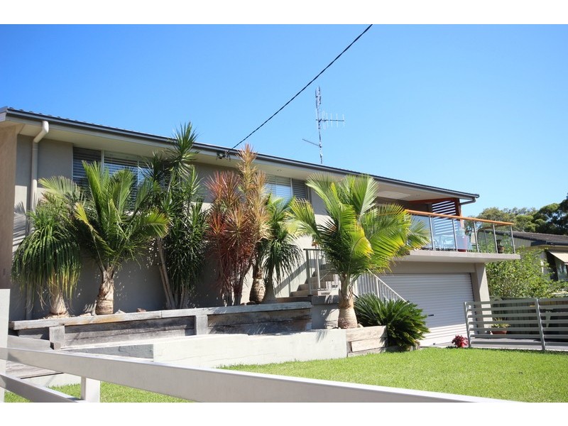 17 Leguna Crescent, Forster NSW 2428