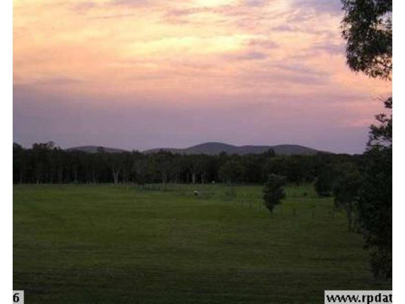 110 Seabreeze Parade, Green Point NSW 2428