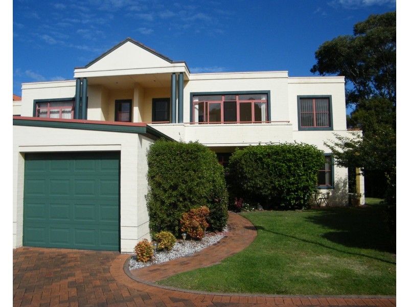 10/2 Breese Parade, Forster NSW 2428
