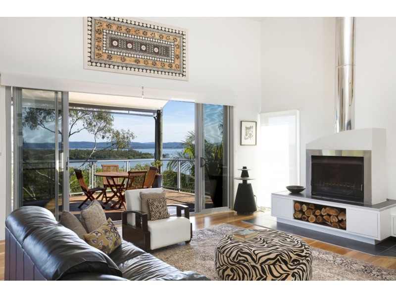 67 Green Point Drive, Green Point NSW 2428