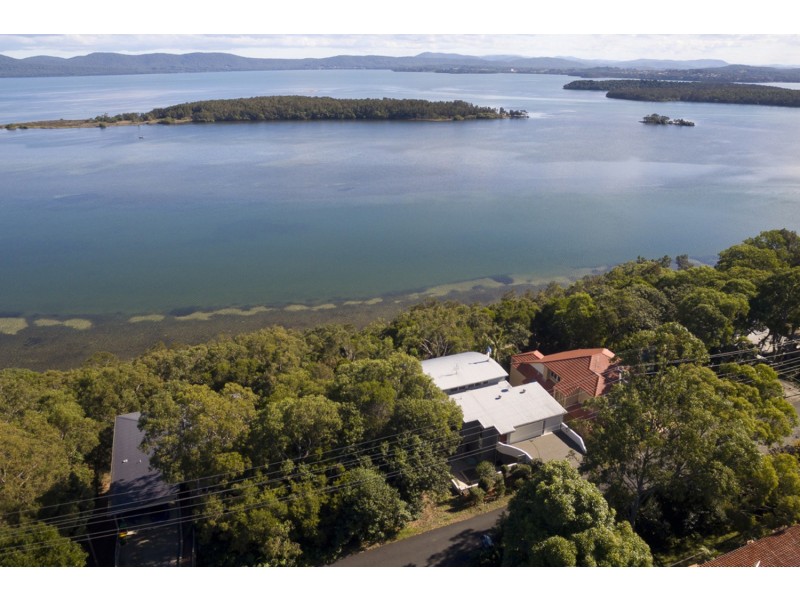 67 Green Point Drive, Green Point NSW 2428