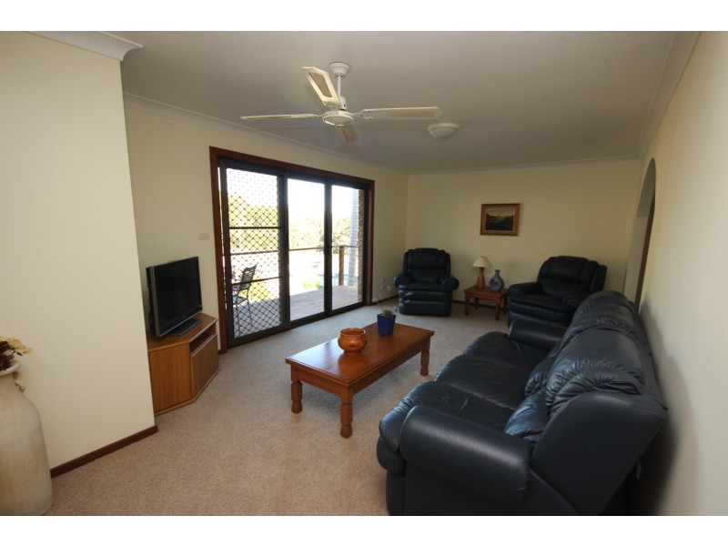 55 Surfview Avenue, Forster NSW 2428