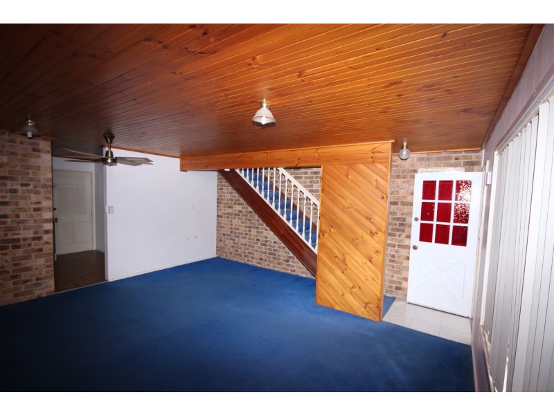 2/4 Stanley Street, Forster NSW 2428