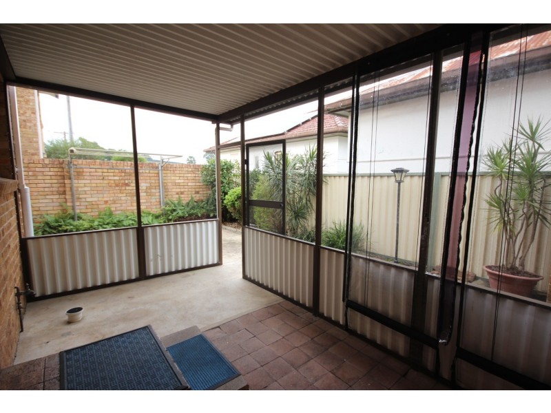 2/4 Stanley Street, Forster NSW 2428