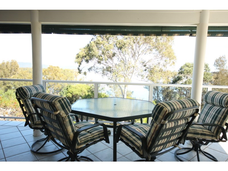 25 Green Point Drive, Green Point NSW 2428