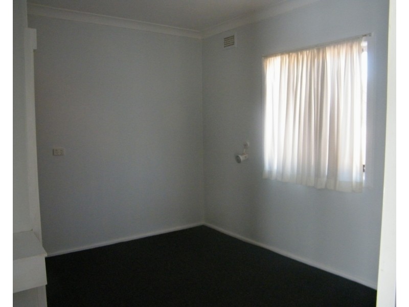 2/10 Macintosh Street, Forster NSW 2428