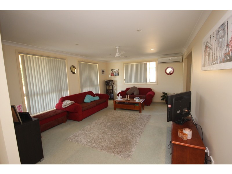 2/5 Grandis Drive, Tuncurry NSW 2428