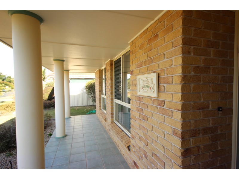 2/5 Grandis Drive, Tuncurry NSW 2428