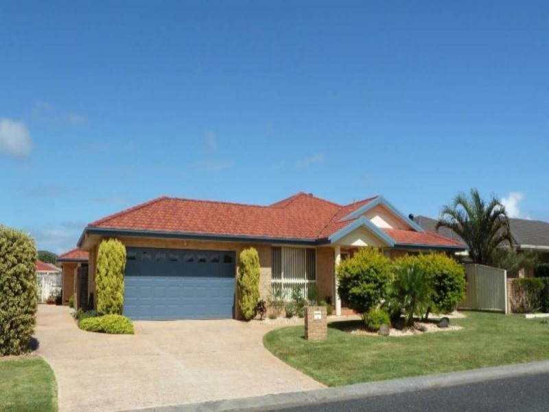 1/35 Amanda Crescent, Forster NSW 2428