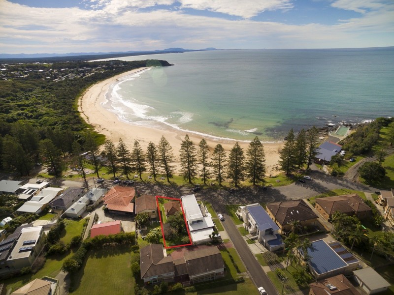 21 Main Street, Black Head NSW 2430