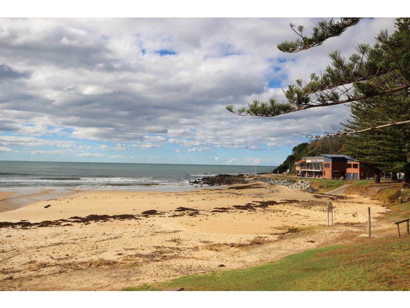 21 Main Street, Black Head NSW 2430