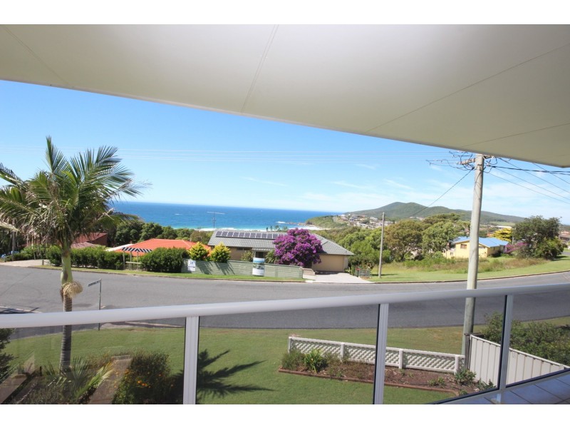 50 Churchill Road, Forster NSW 2428