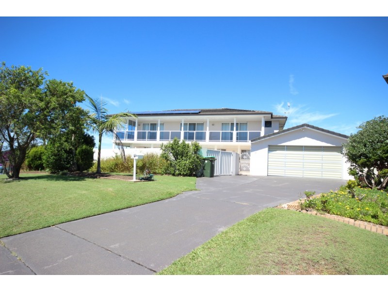50 Churchill Road, Forster NSW 2428