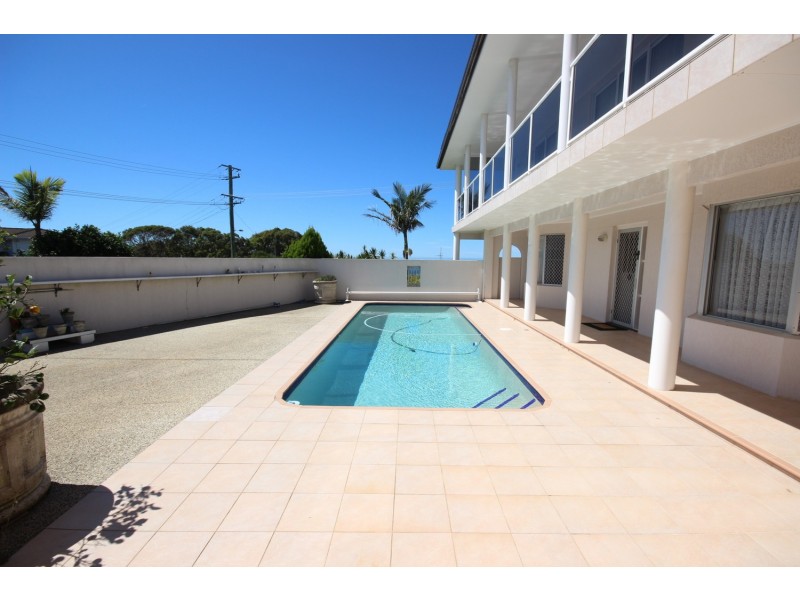 50 Churchill Road, Forster NSW 2428