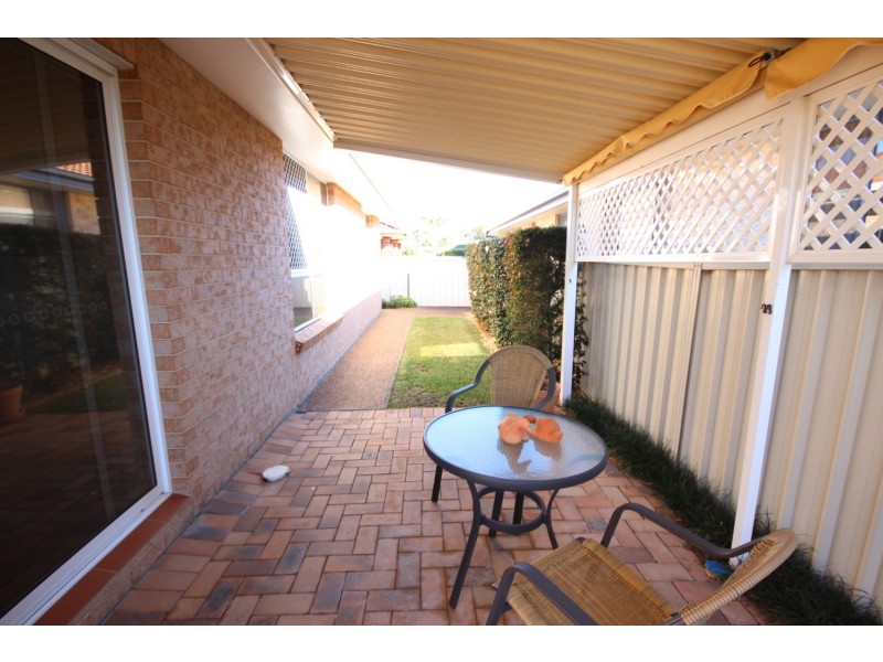 2/62 Kenrose Street, Forster NSW 2428