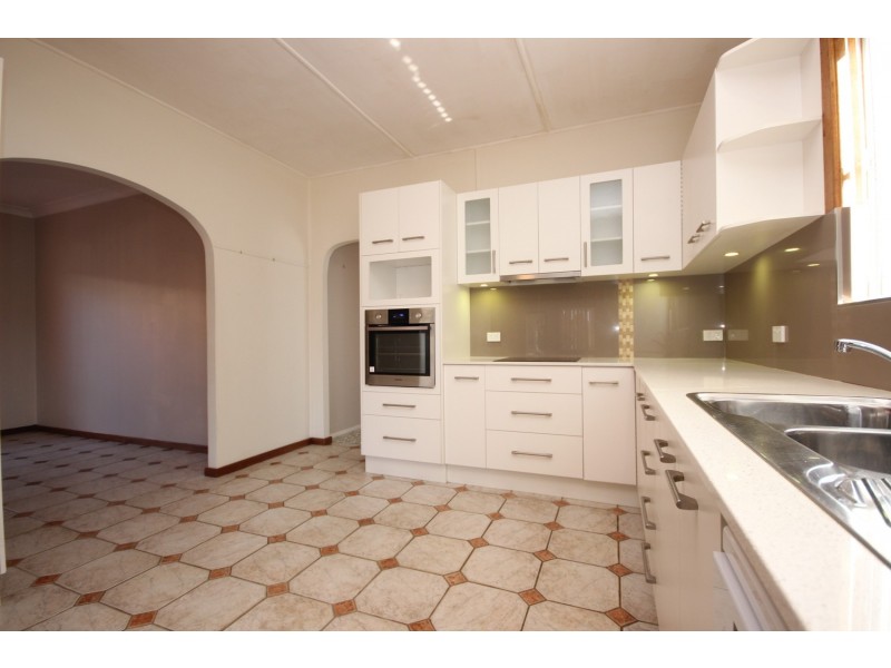 24 Bent Street, Tuncurry NSW 2428