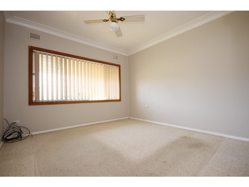 24 Bent Street, Tuncurry NSW 2428