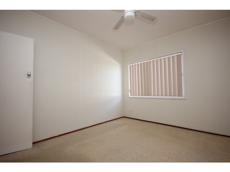 24 Bent Street, Tuncurry NSW 2428