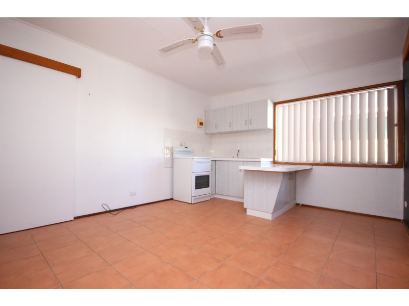 24 Bent Street, Tuncurry NSW 2428