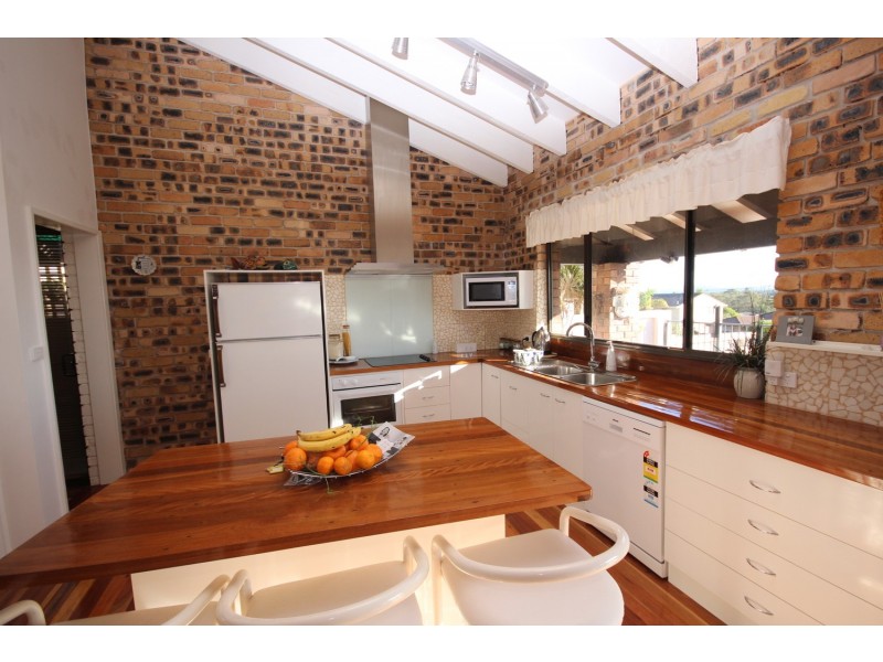 40 Divide Street, Forster NSW 2428