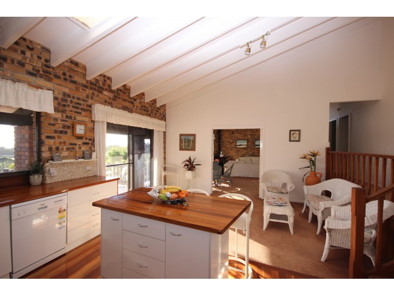 40 Divide Street, Forster NSW 2428