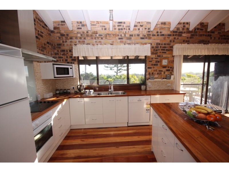 40 Divide Street, Forster NSW 2428