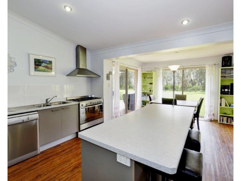 3 Waratah Close, Green Point NSW 2428