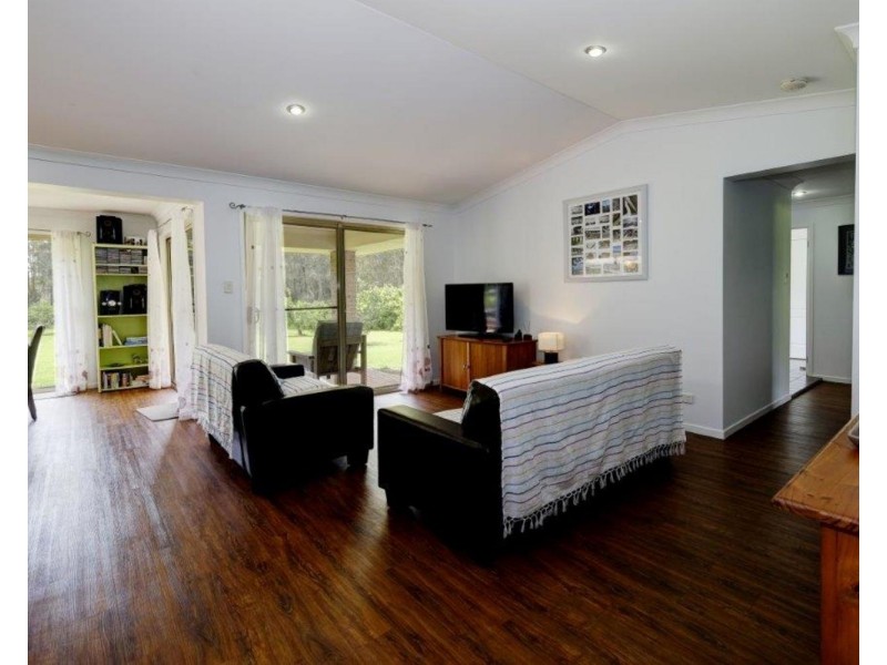 3 Waratah Close, Green Point NSW 2428