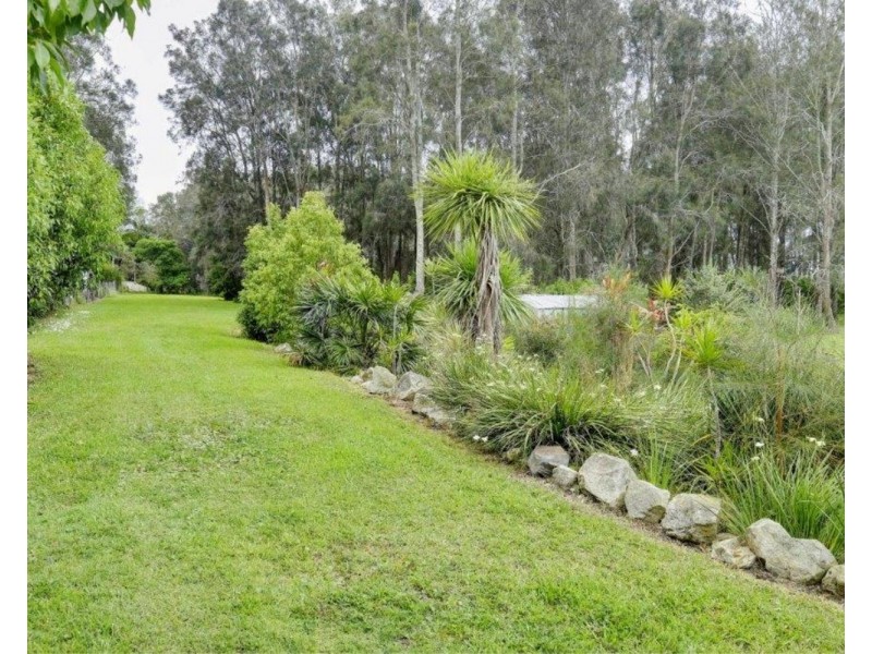 3 Waratah Close, Green Point NSW 2428