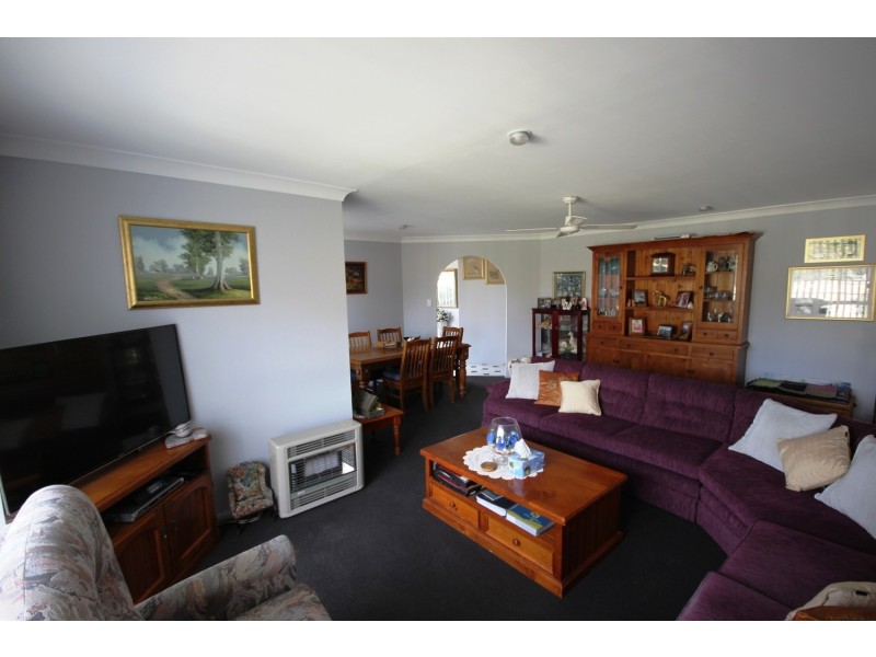 1/7 Mayfair Place, Forster NSW 2428