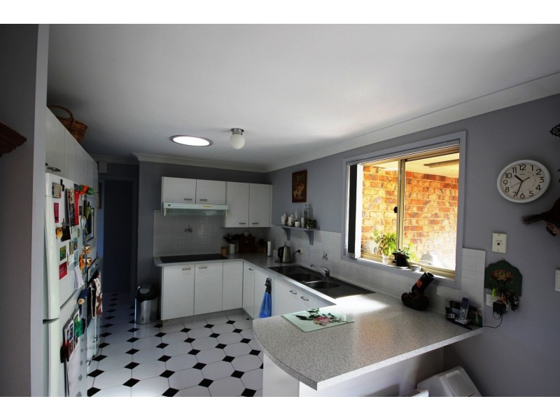 1/7 Mayfair Place, Forster NSW 2428
