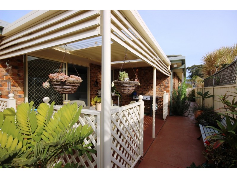 1/7 Mayfair Place, Forster NSW 2428