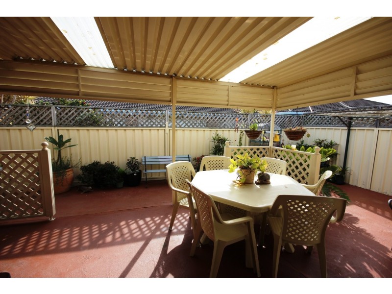 1/7 Mayfair Place, Forster NSW 2428
