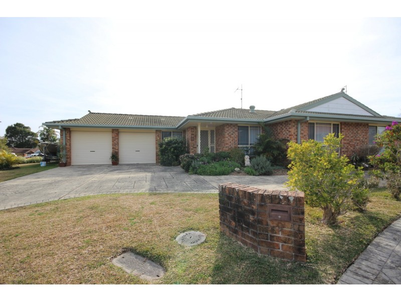 1/7 Mayfair Place, Forster NSW 2428