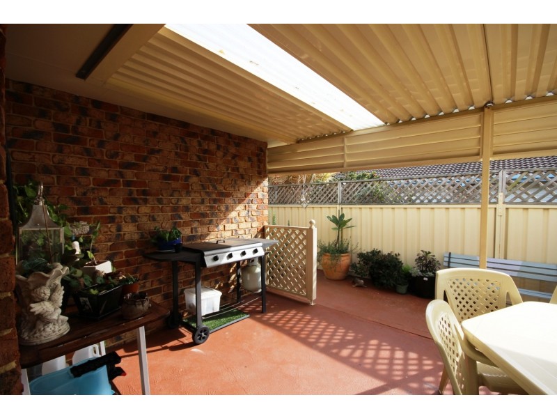 1/7 Mayfair Place, Forster NSW 2428