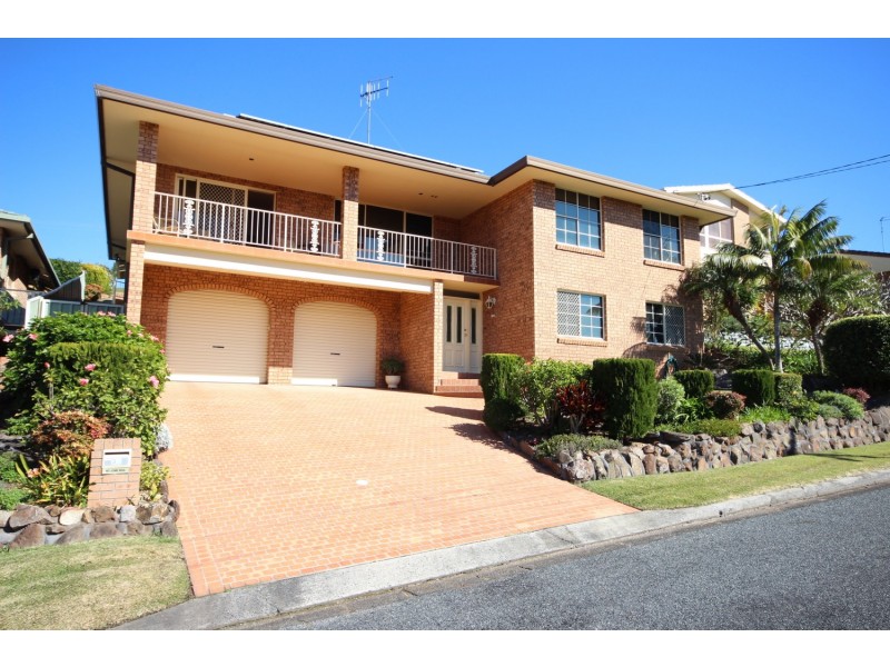 32 Daphne Street, Forster NSW 2428