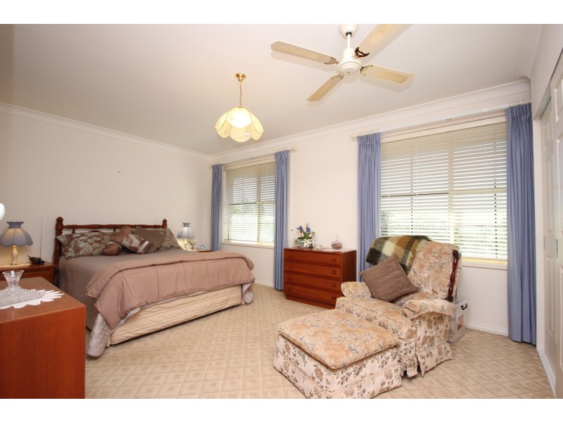 32 Daphne Street, Forster NSW 2428