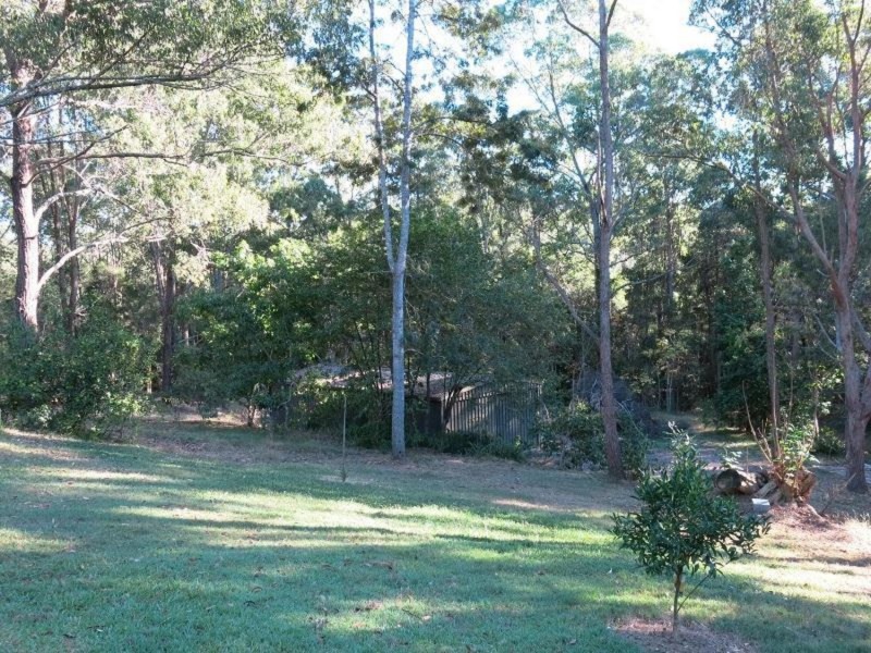 18 Kiwarrak Drive, Rainbow Flat NSW 2430